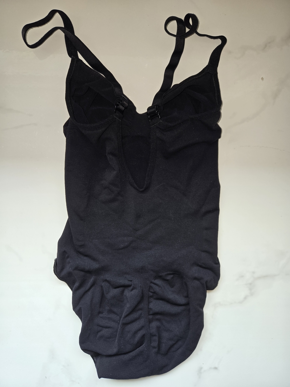 SKIMS Black Seamless Shaping Bodysuit - Picture 6 of 10